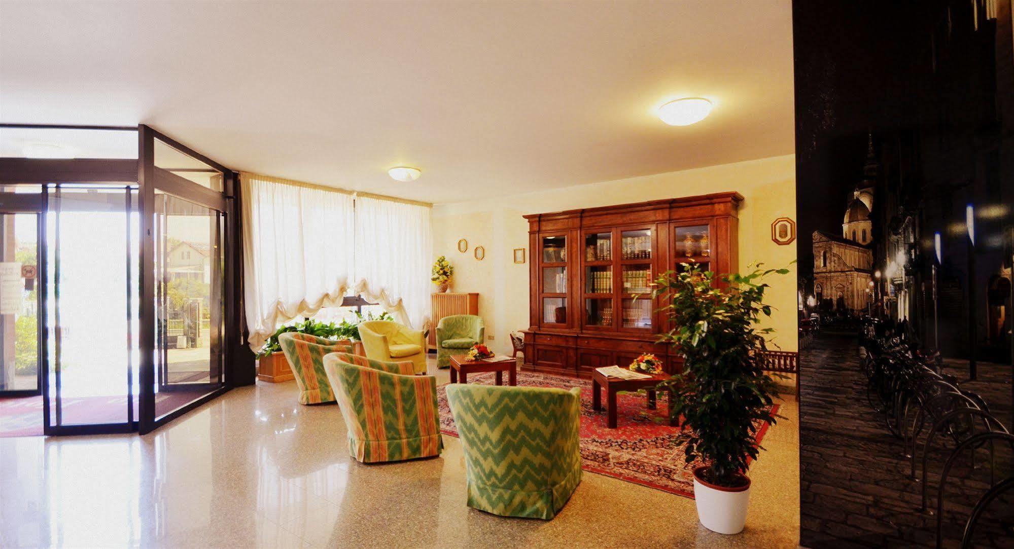 Rio Hotel Ривальта-ди-Торино Экстерьер фото