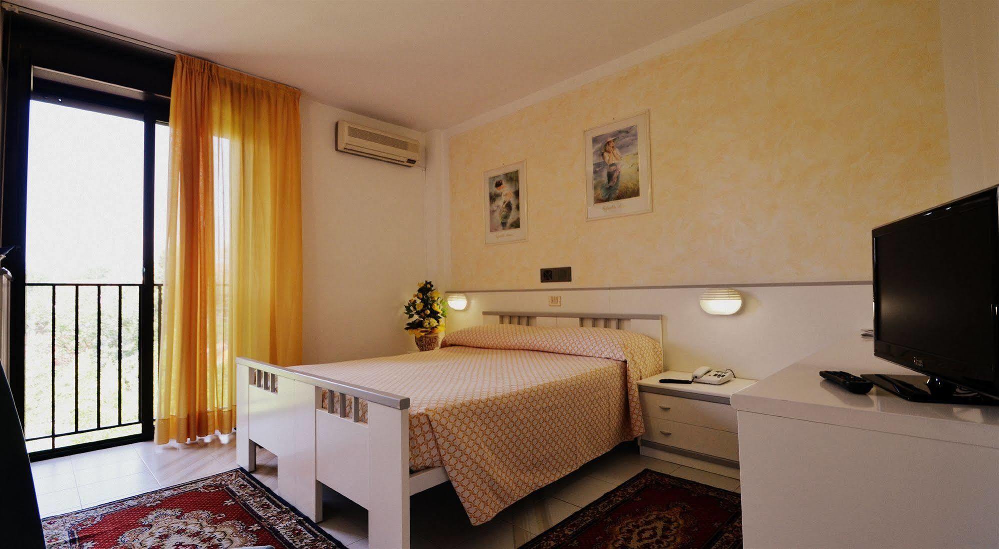 Rio Hotel Ривальта-ди-Торино Экстерьер фото